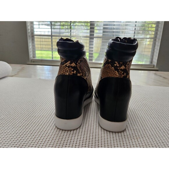 Justfab Women's Felicia Wedge Sneaker Platform Snakeskin Print Size 7.5 - Picture 3 of 10
